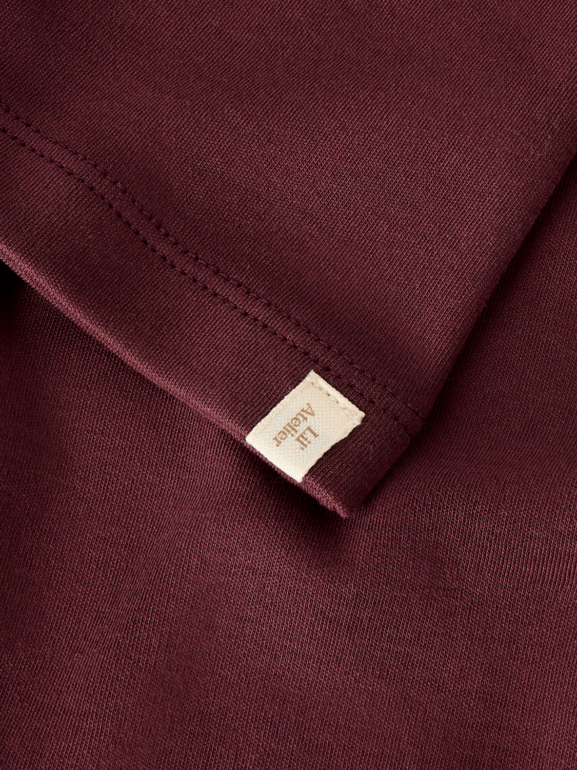 model_shot-front_full